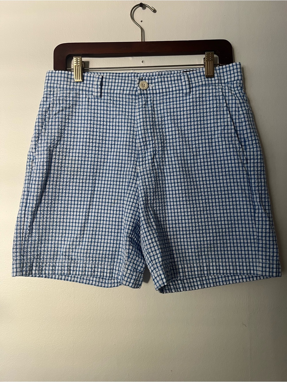 Vineyard Vines Men’s Preppy Coastal Blue Checked Flat Front Shorts, size 30